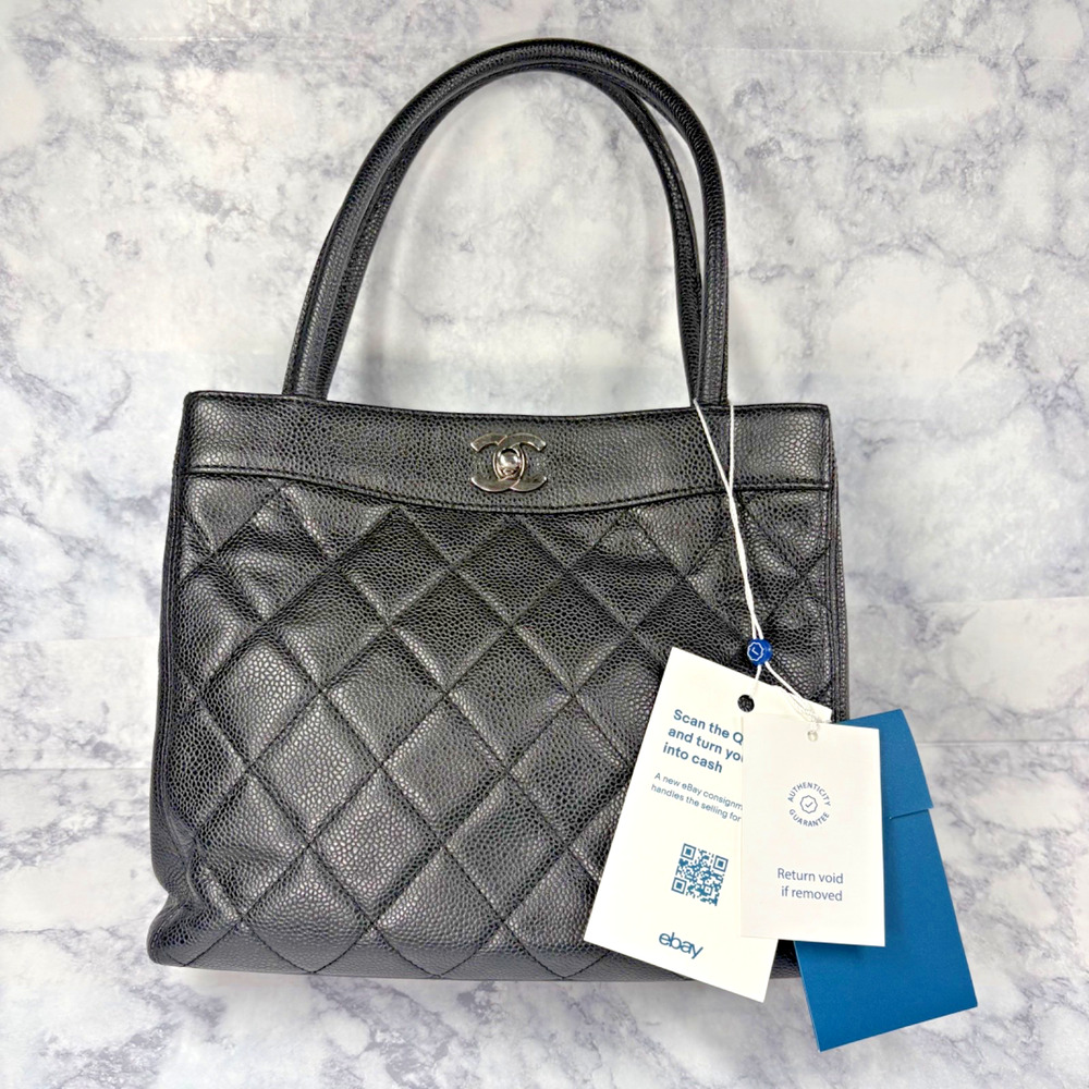 1995 CHANEL Coco CC Mark Matelasse Caviar Skin Quilted Leather Turnlock COA